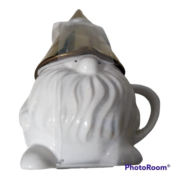 New Gnome 10oz Coffee Cup . JoAnn's Exclusive With Removable Hat - Picture 1 of 8